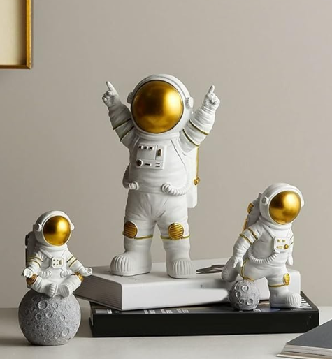 Spaceman Statue Ornament Home Office Desktop Figurine Decors Set of 3